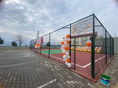 Eczacıbaşı Spor Kulübü, Kahramanmaraş''a voleybol sahası yaptırdı